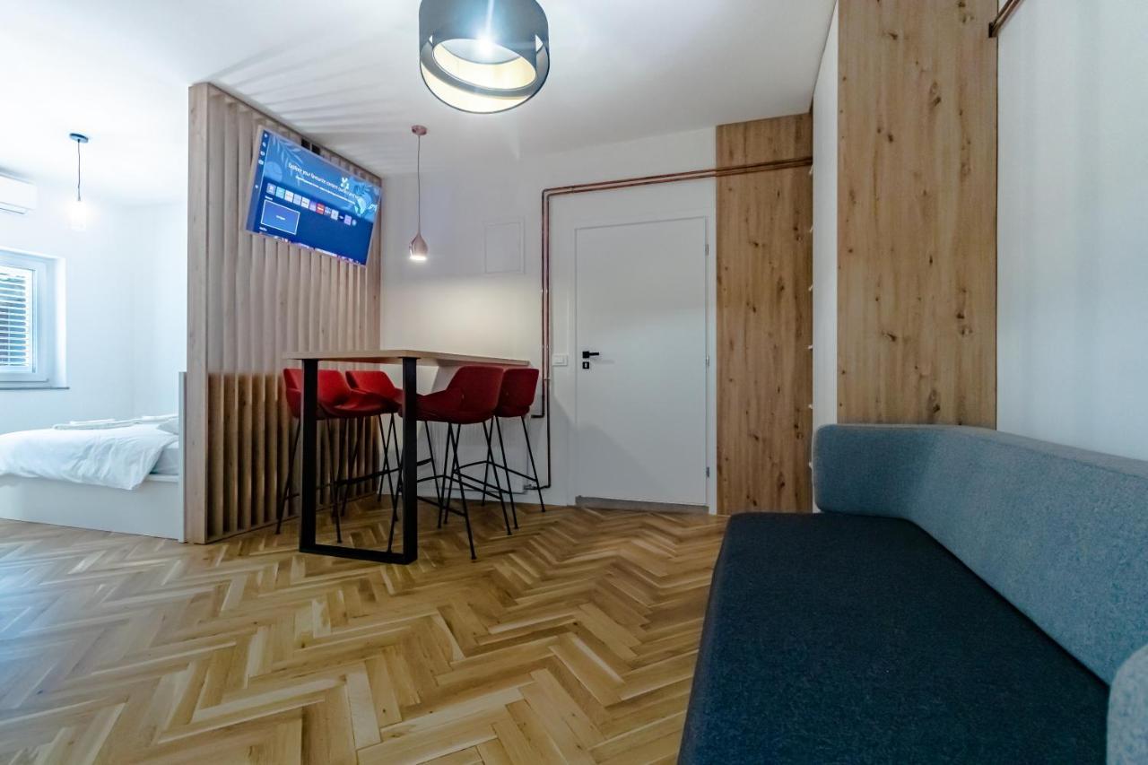 Apartamento Tkalcha Studio Deluxe Zagreb Exterior foto